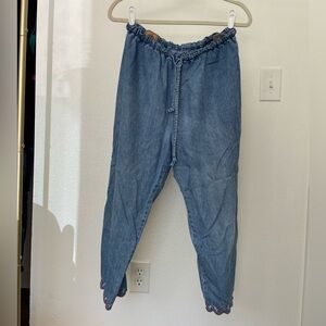 Vintage lightweight denim capri pants